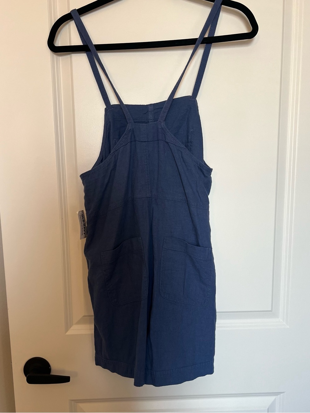 Old Navy Sleeveless Linen-Blend Utility Romper - Picture 4 of 5